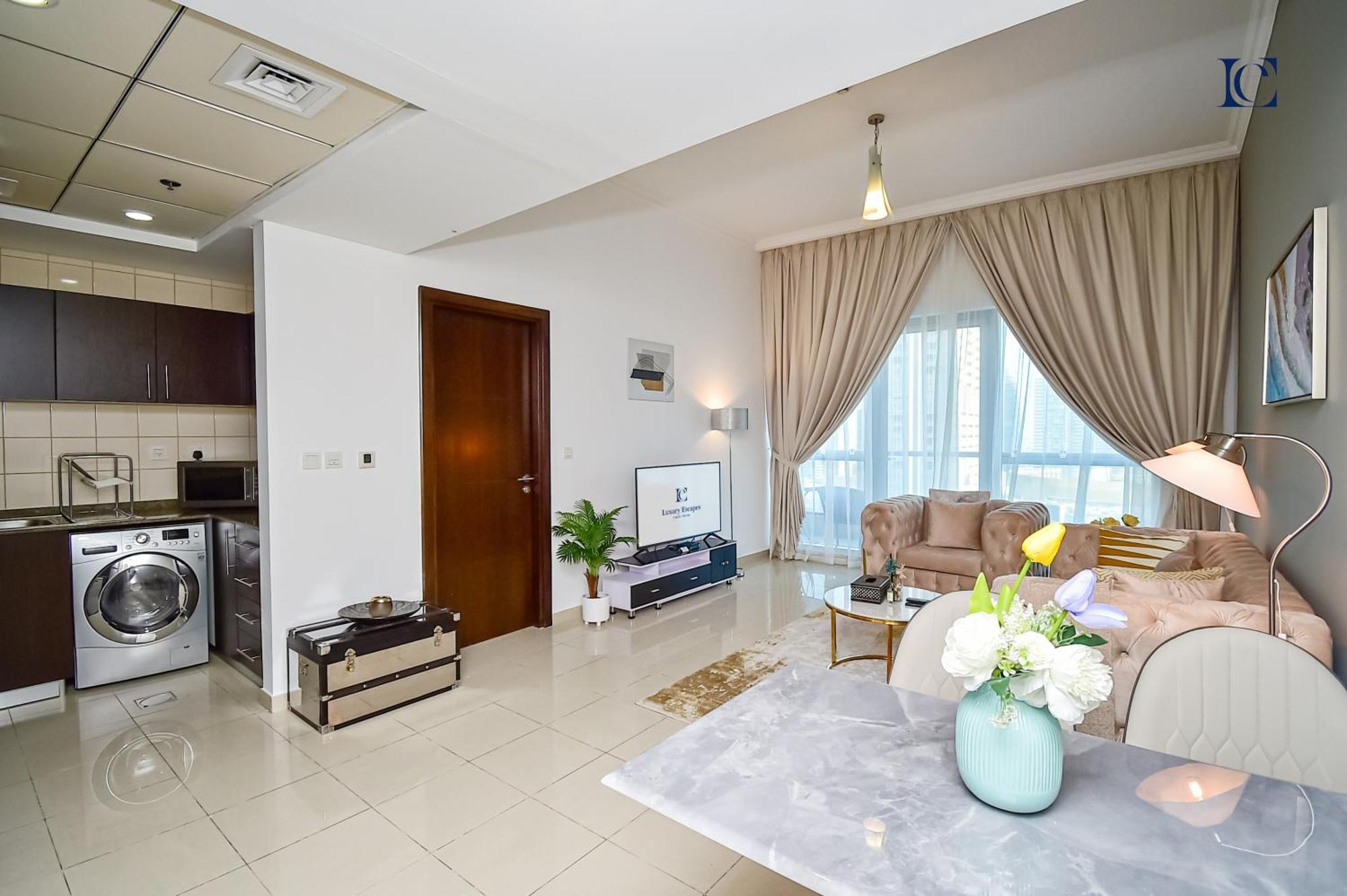 Luxury Escapes - 1Br Home With Stunning Marina View - Bay Central Marina ドバイ エクステリア 写真