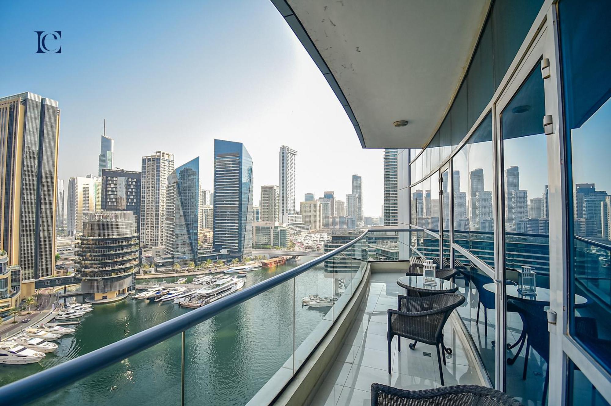Luxury Escapes - 1Br Home With Stunning Marina View - Bay Central Marina ドバイ エクステリア 写真